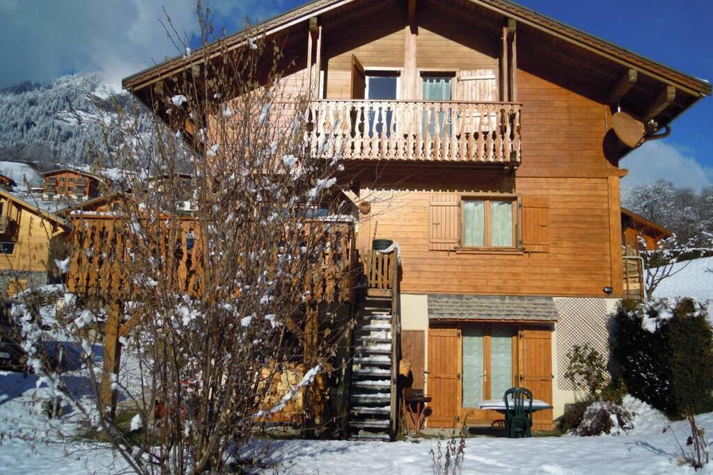 A4 Km De Megeve Tres Joli Studio Avec Jacuzzi ,Vue Sur Les Montagnes Au Calme Praz-sur-Arly Buitenkant foto