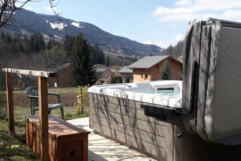 A4 Km De Megeve Tres Joli Studio Avec Jacuzzi ,Vue Sur Les Montagnes Au Calme Praz-sur-Arly Buitenkant foto